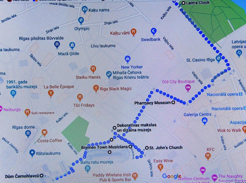 Pri ďalších krokoch na prechádzke po Starej Rige za pamätihodnosťami a zaujímavosťami sa budeme riadiť touto zjednodušenou mapkou.