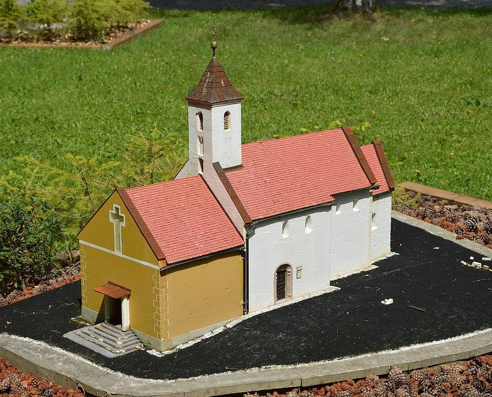 Kostol sv. Juraja v Kostoľanoch pod Tribečom