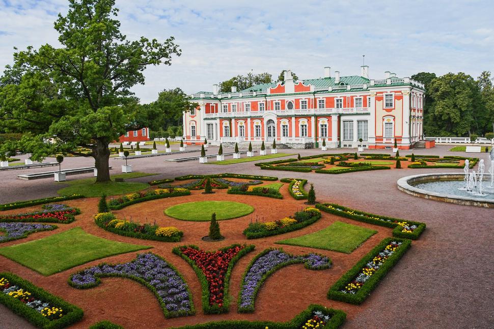 Jednoducho - paráda. Peter Veľký mal už "v oku" krásny petrohradský Peterhof.