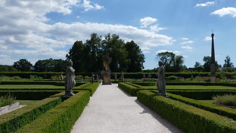 Nádherné počasie, nádherný park, nádherné ticho...