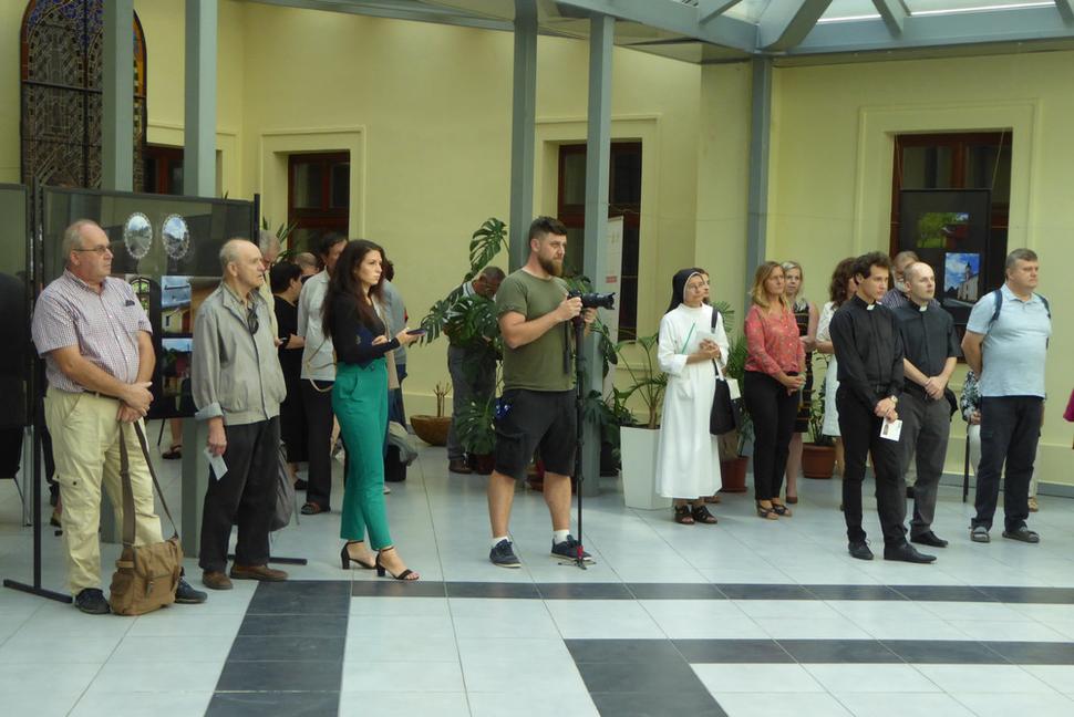 Na inaugurácii poštových známok sa zúčastnilo mnoho hostí