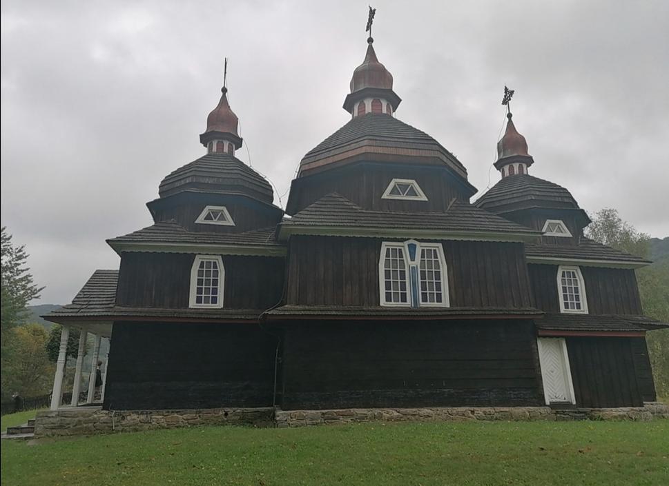 pohľady zo všetkých strán