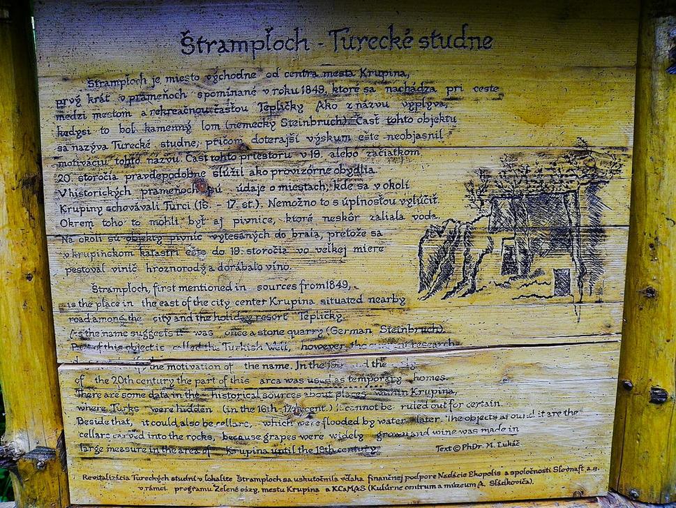 Informačná tabula pri Tureckých studniach.