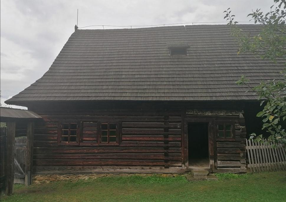 prehliadka ďalších šindľov...