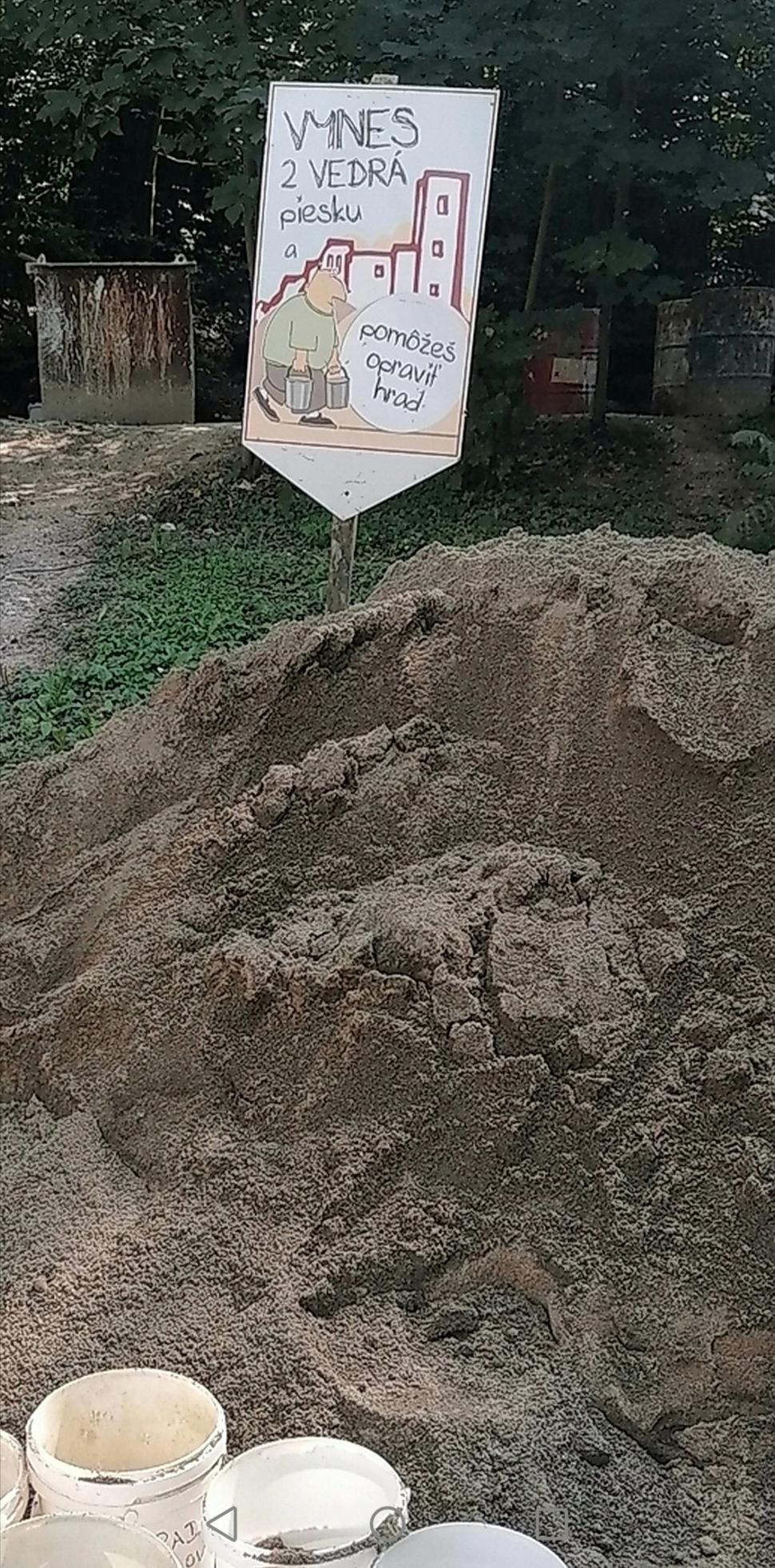 naplň vedrá a vyraz!