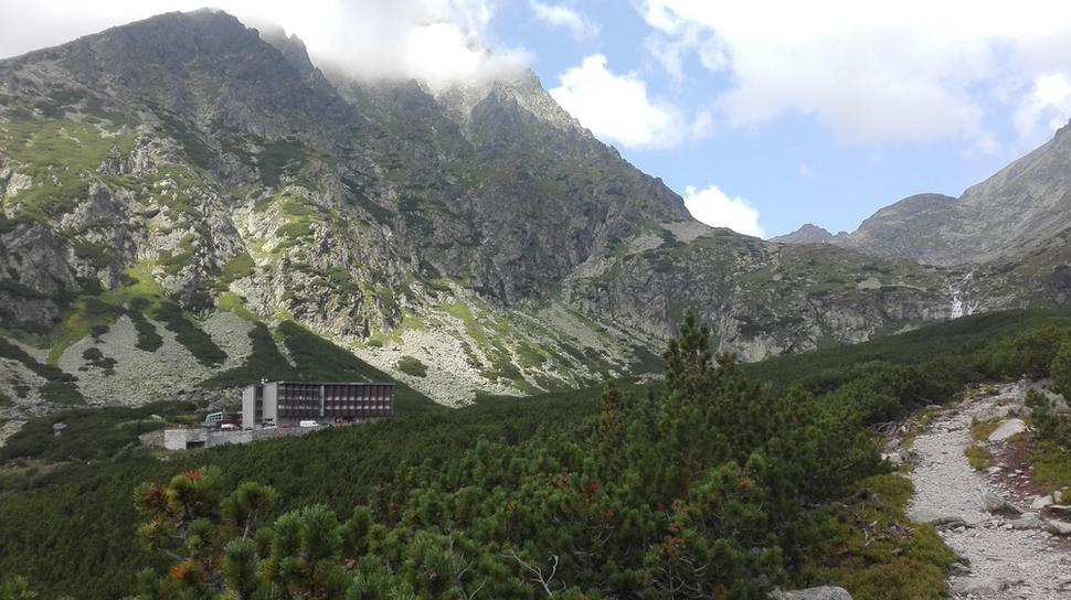 Cesta k Sliezskemu domu pri Velickom plese.