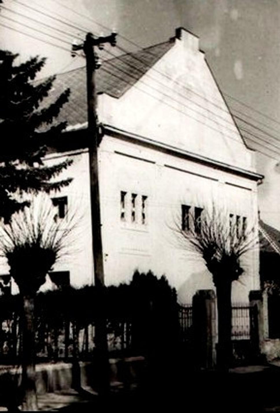 Ortodoxná synagóga v roku 1948