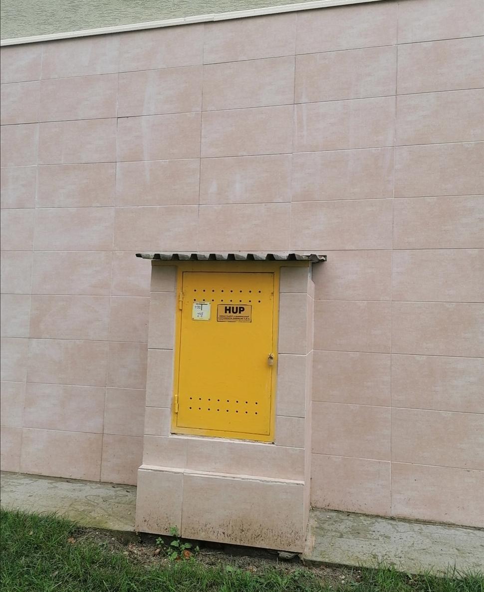 ... a trocha tmavší...