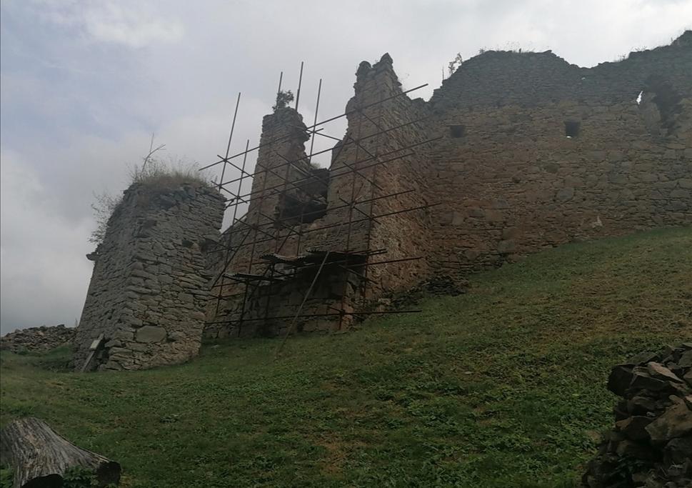 odchádzame oblúkom medzi Kuchynskou a Východnou baštou