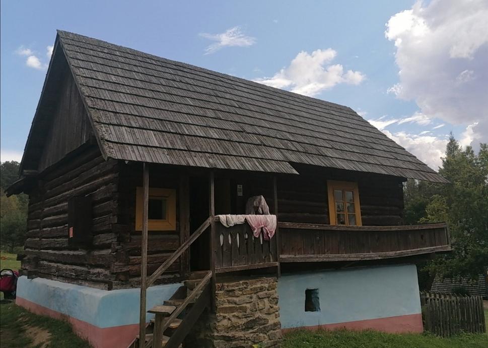bočný pohľad