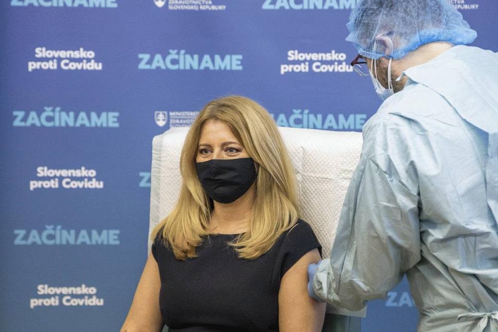 Zdroj: https://www.prezident.sk/article/vakcina-je-jedina-cesta-ako-porazit-virus-a-vratit-nase-zivoty-do-normalu/