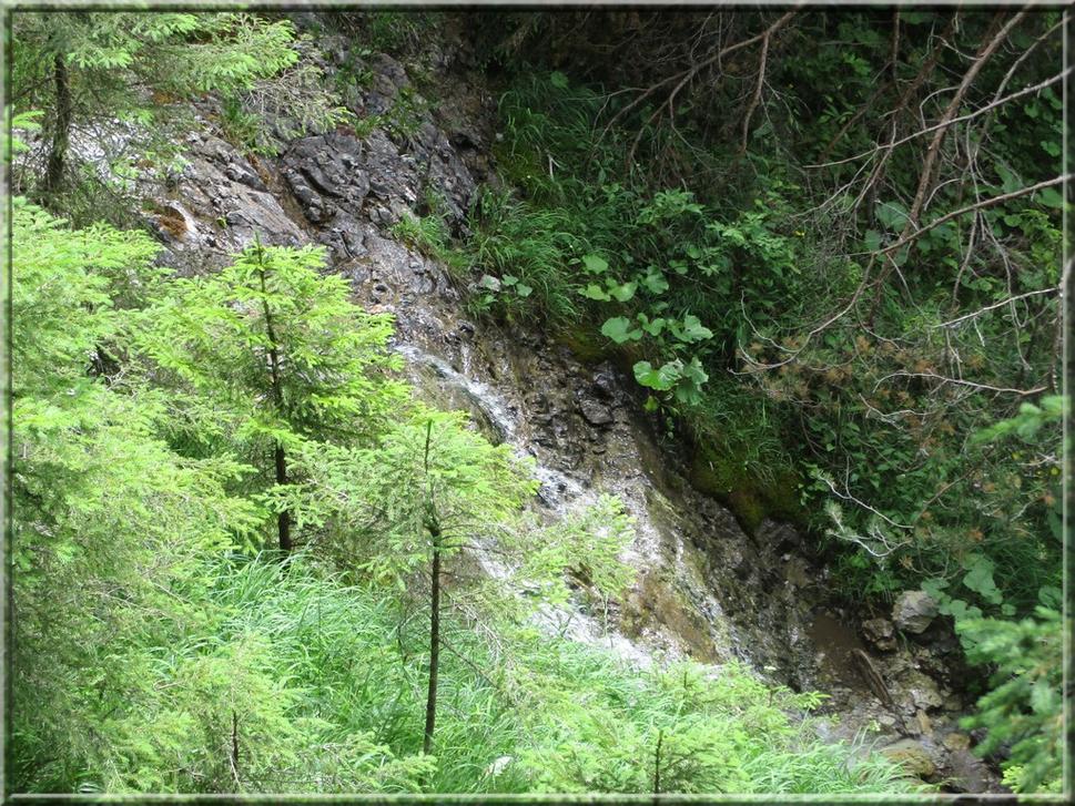 Kaskády zhora