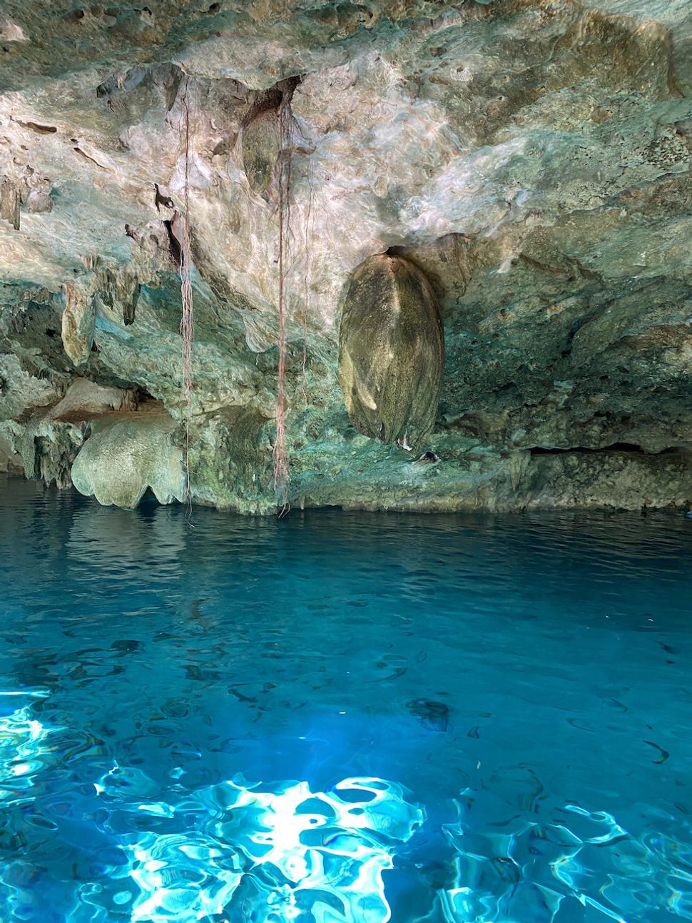 Cenote Dos Ojos s označením číslo jeden.