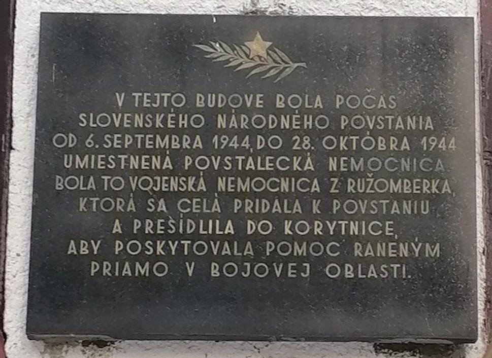 pamätná tabuľa na priečelí