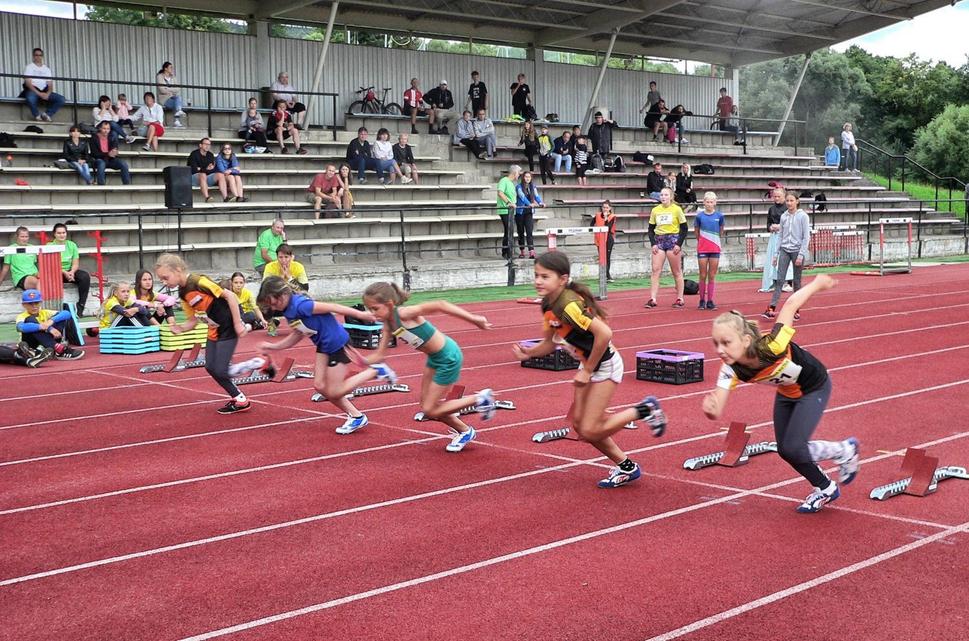 Skvělý výkon předvedly v běhu na 60m žákyně