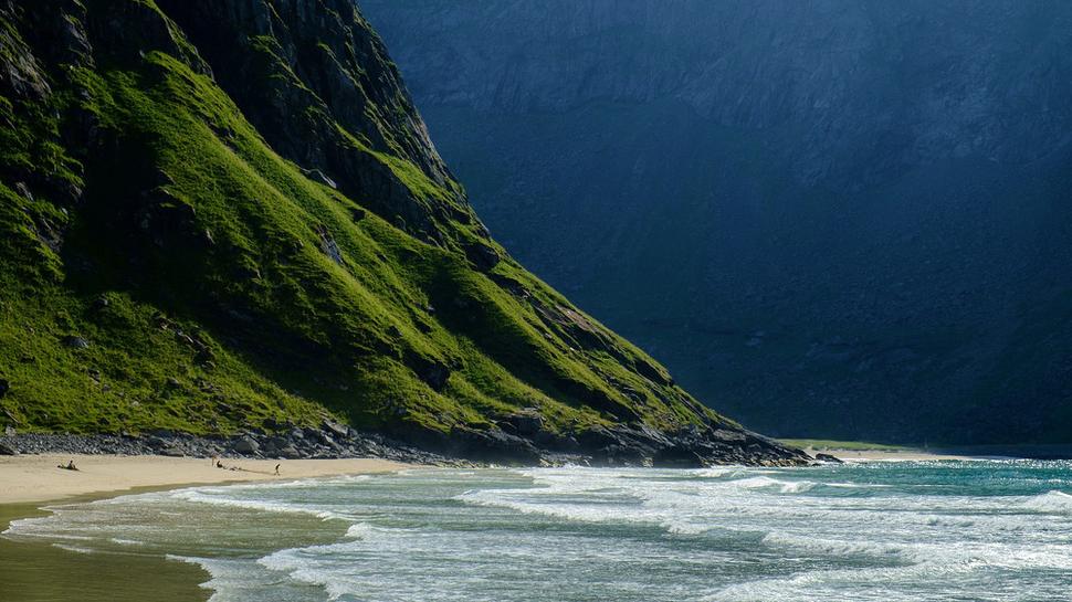Kalvika Beach