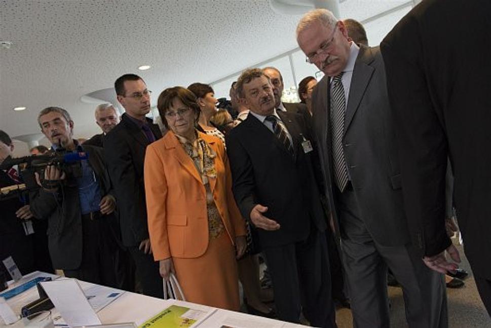 Zástupca Slovenska v CERN pre spoluprácu s priemyslom a transfer technológií Štefan Molokáč