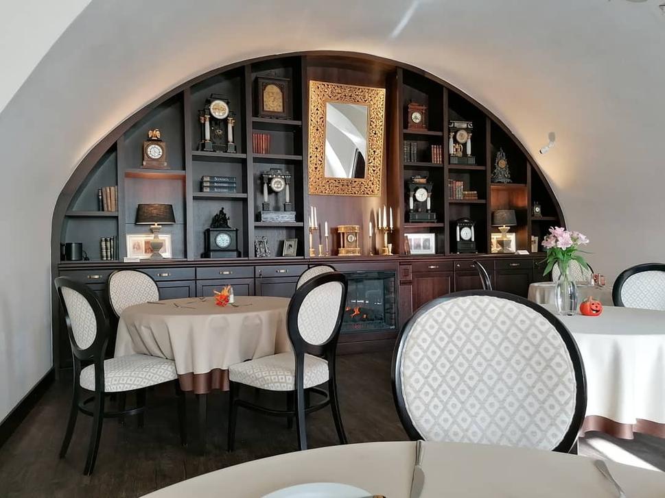 Reštaurácia v Chateau appony