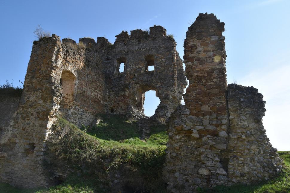 hrad Čičva