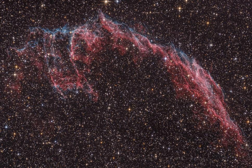 Hmlovina NGC 6992 "Východný závoj". Pre mňa to ale bude vždy "Spiaci Smaug". Klik pre zväčšenie