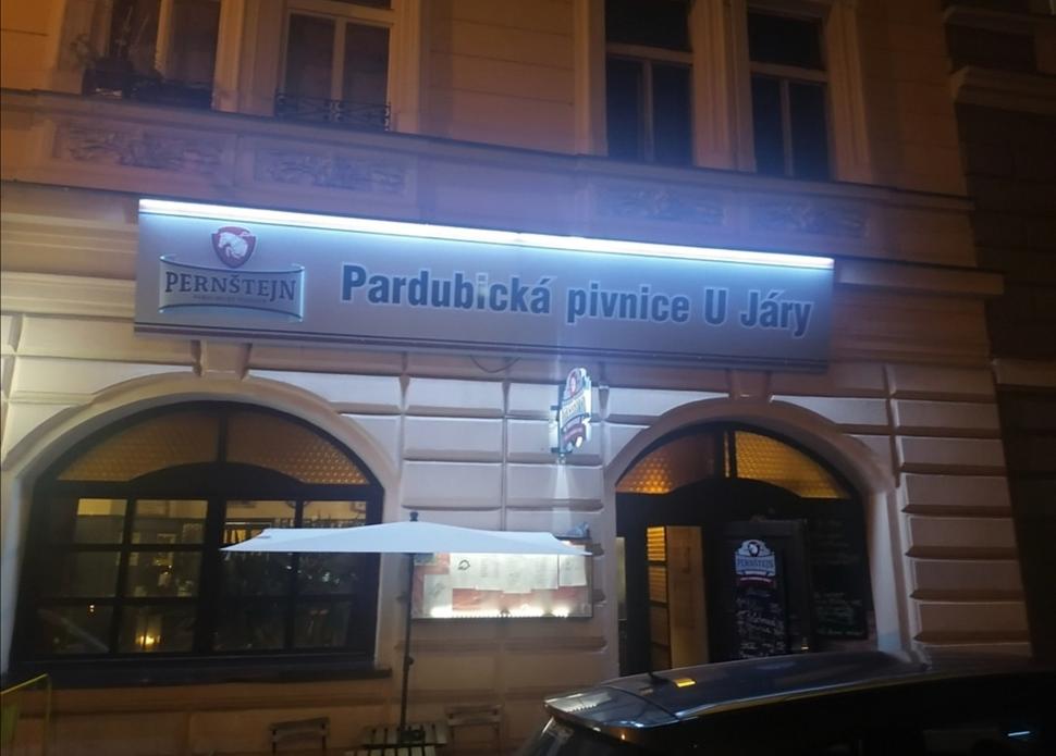 Jára má aj svoju pivnicu. Ale prečo pardubickú?