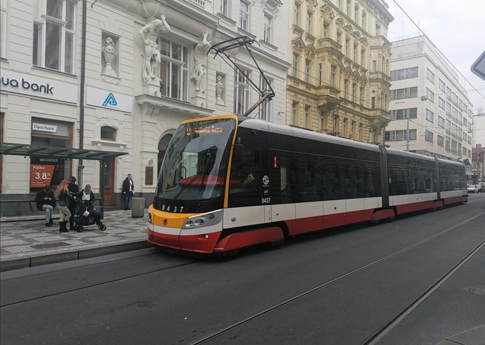 tramvaj moderní