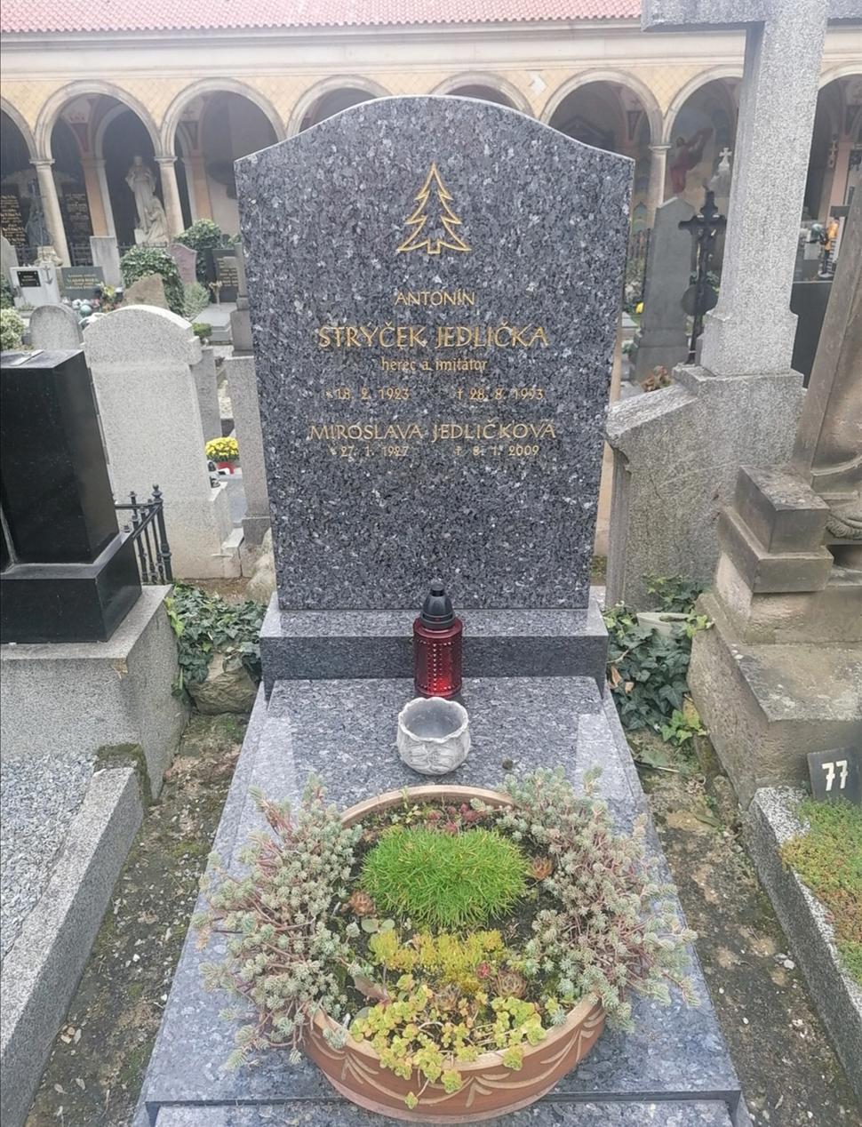 Antonín "strýček" Jedlička