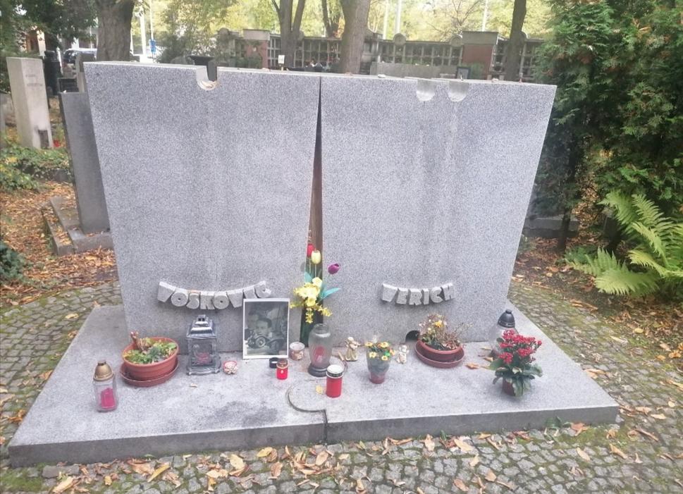 Voskovec a Werich, legendy, ktoré osud rozdelil, aby sa nakoniec opäť zišli