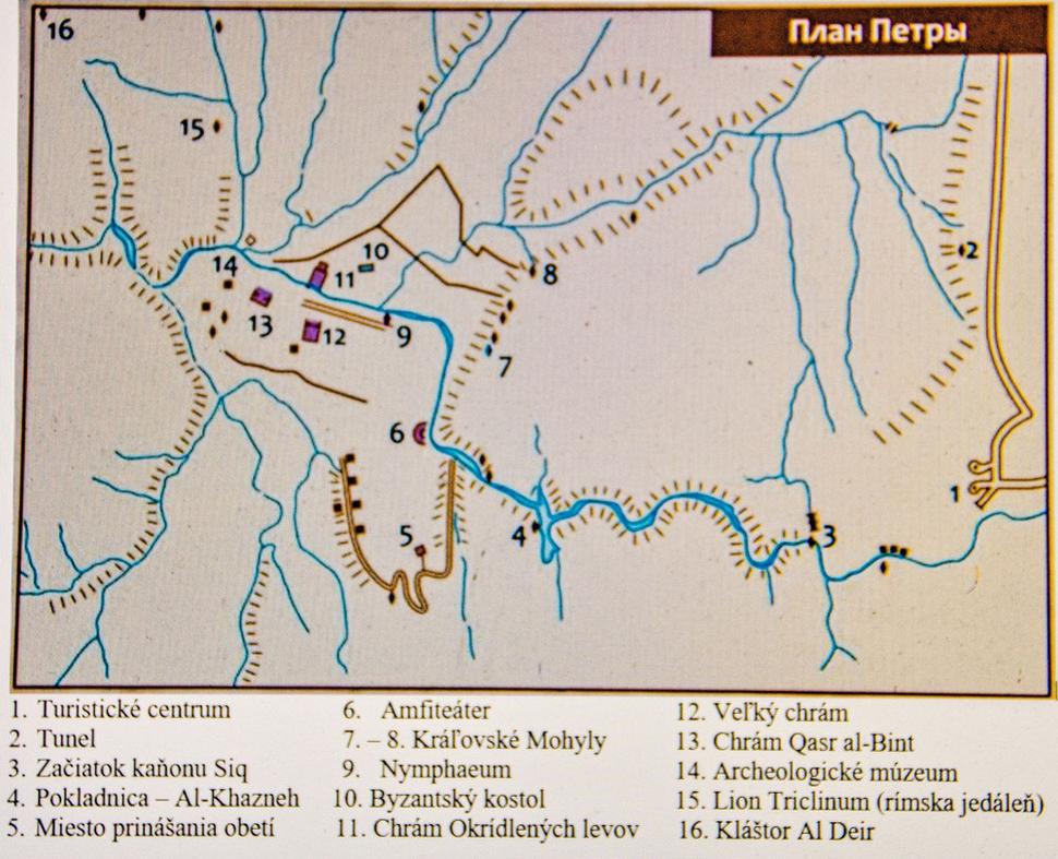 Ak Petru navštívite samostatne, nezaškodí vziať si v turistickom centre mapku cesty do Petry a najdôležitejších pamiatok.