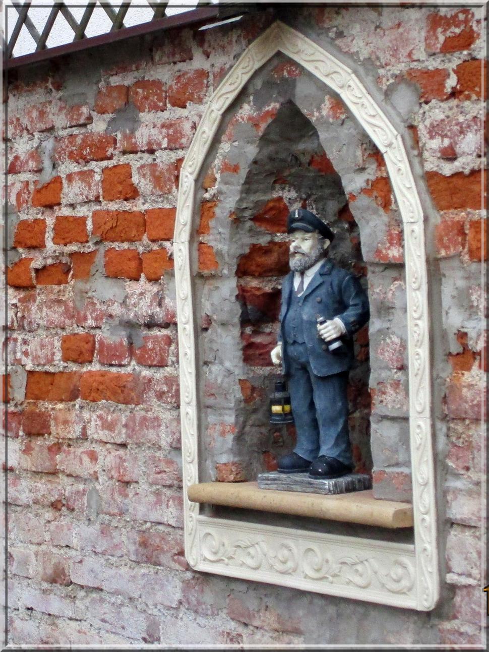 Pohľad do jedného z dvorov