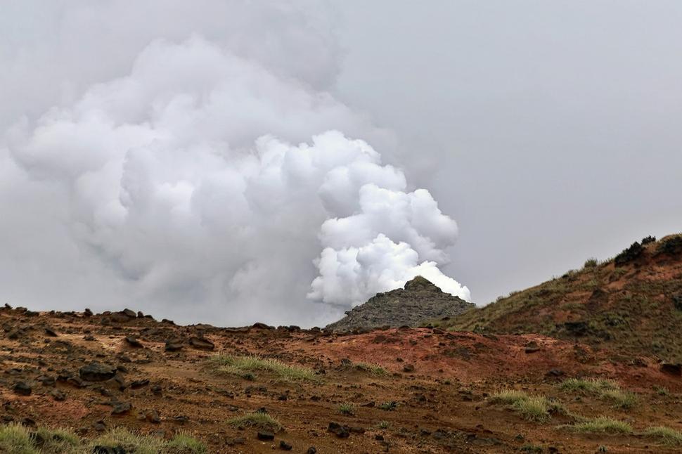 V tejto oblasti bola postavená prvá elektráreň na Islande.