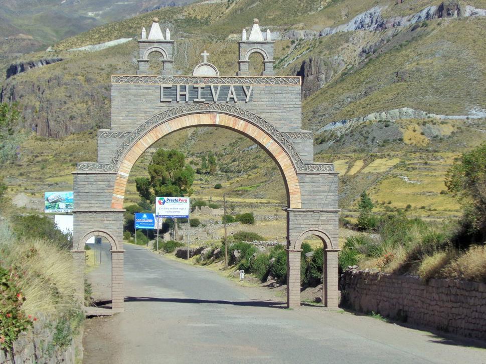 vstupná brána do Chivay
