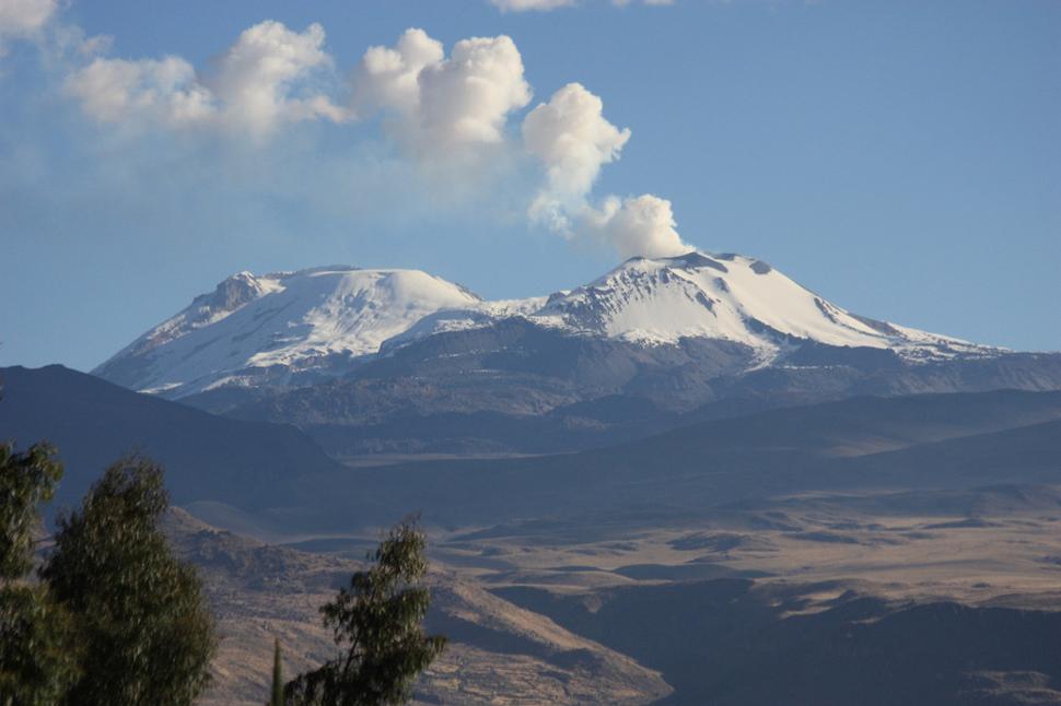 dymiaca sopka