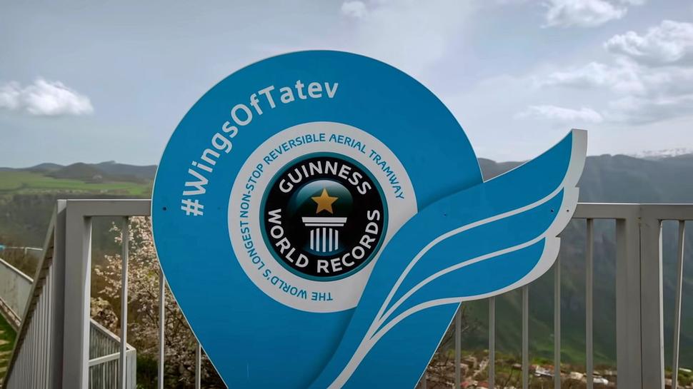 Lanovka Krídla Tateva je zapísaná v Guinessovej knihe rekordov.