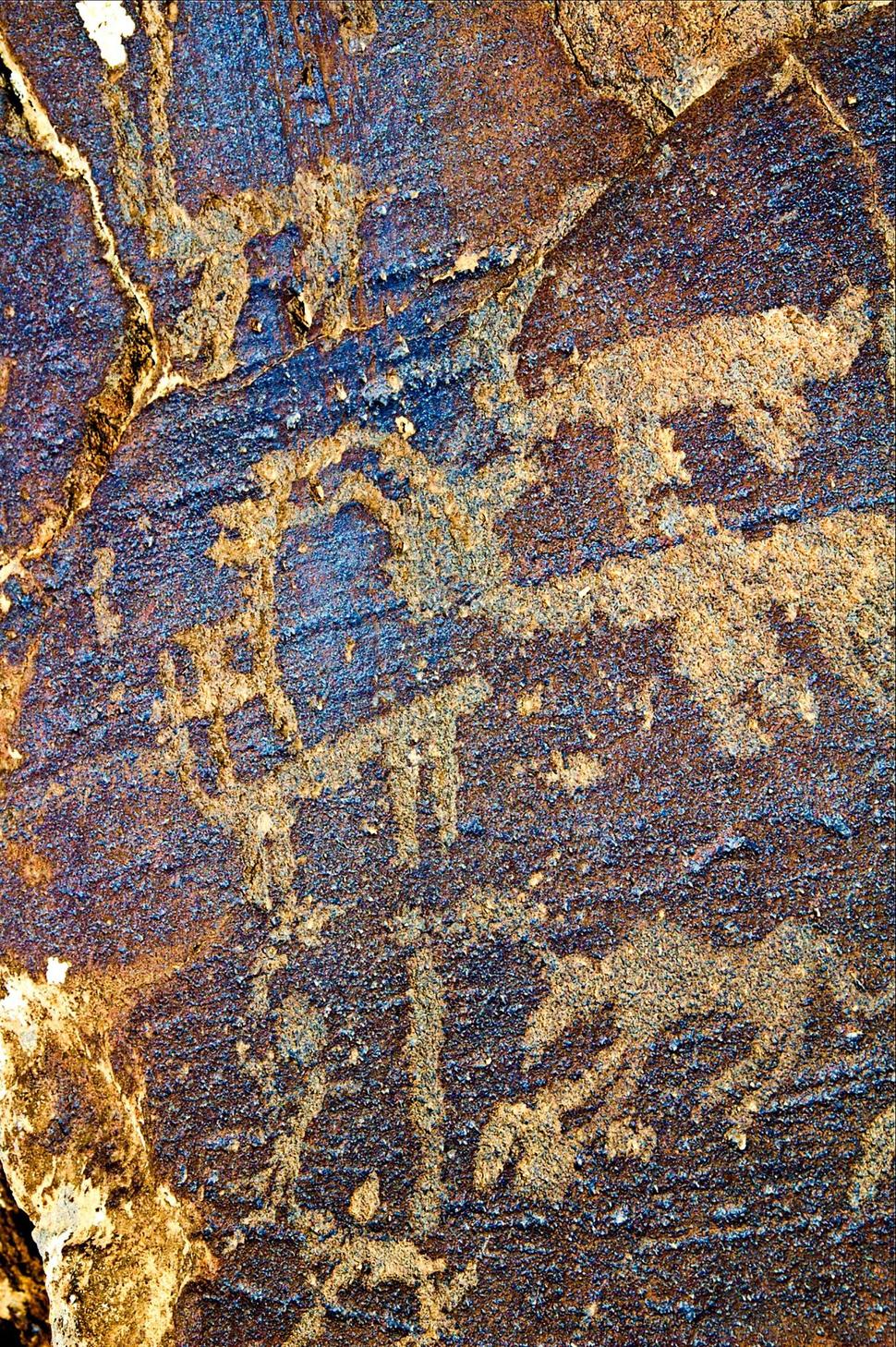 Petroglyfy na hore Uchtasar.