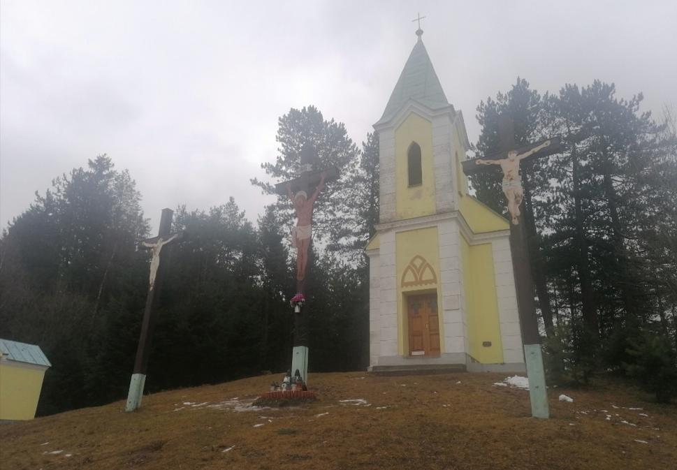 tri kríže