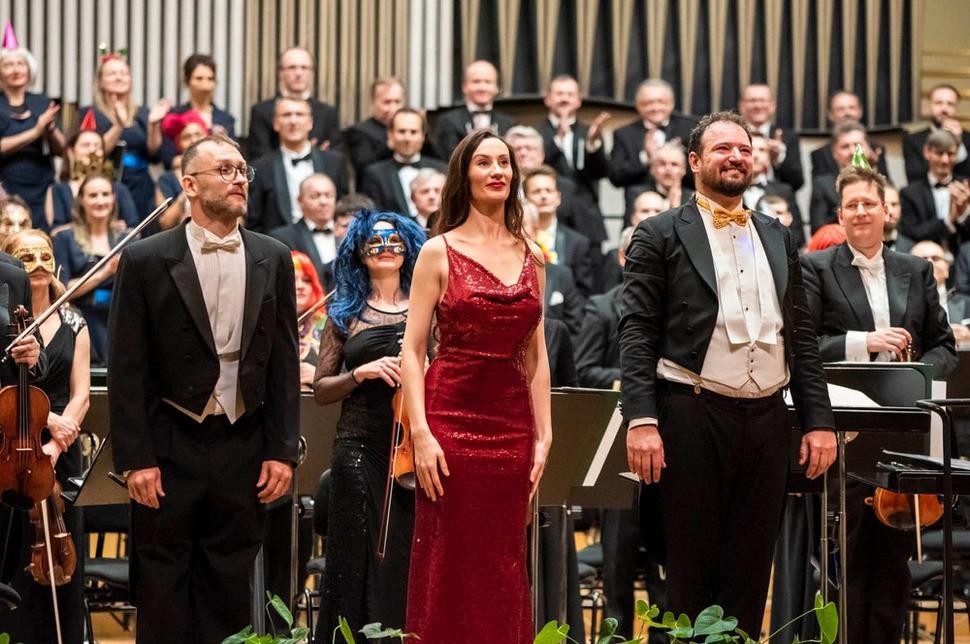 Slovenská filharmónia, Slovenský filharmonický zbor, Peter Valentovič, Eva Bodorová, Ondrej Šaling (vľ.)