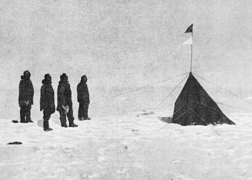 Roald Amundsen, Olav Olavson Bjaaland, Helmer Hanssen, Sverre H. Hassel a Oscar Wisting dosiahli južný pól ako ako prví ľudia na svete.
