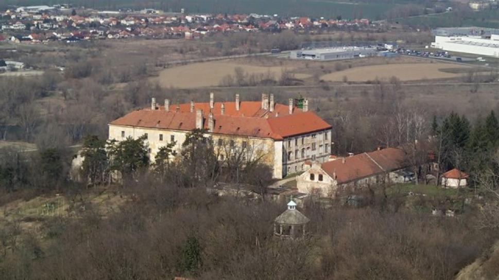 Hlohovecký zámok