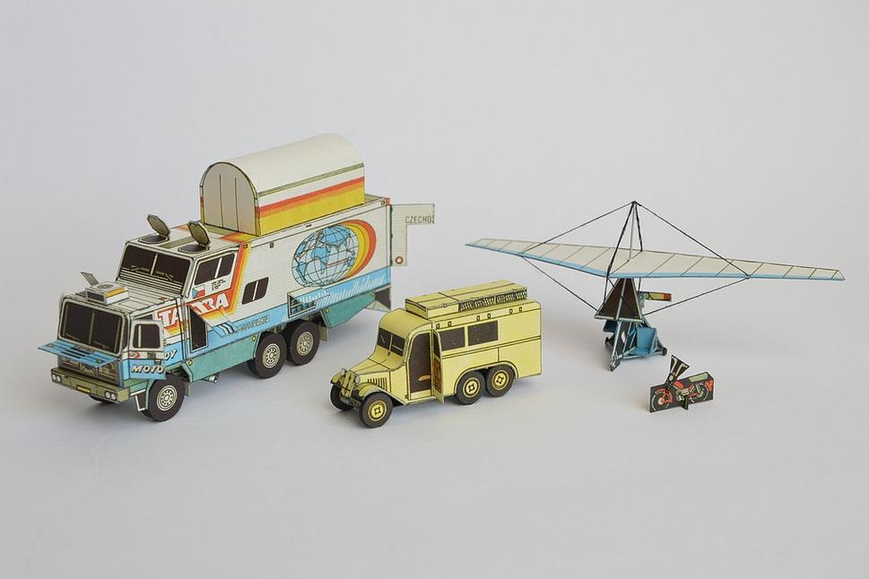 Tatra 815 GTC a Tatra 72 - Dr. Baum
(W60 a 92, 1:100, Milan Weiner, WDS 1992)