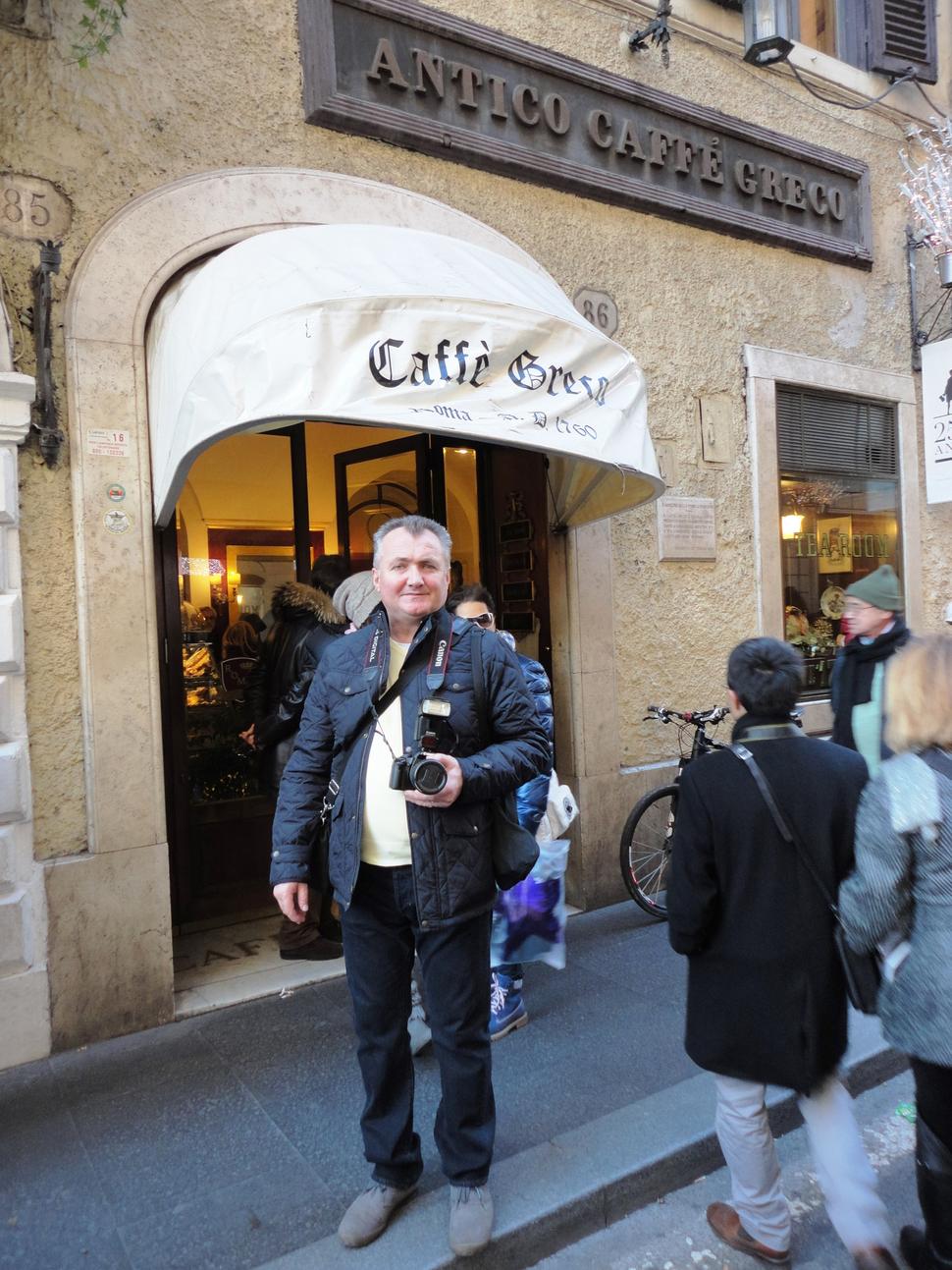 najkrajšia kviareň v meste - Caffé Greco