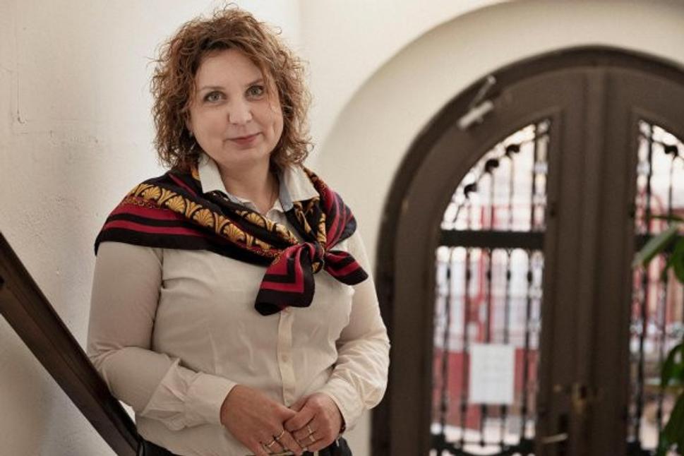 Katarína Hatráková čelí kampani, za ktorou sú štedré štátne dotácie.