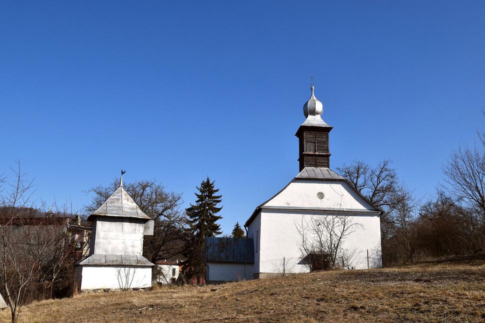 evanjelický kostol a zvonička