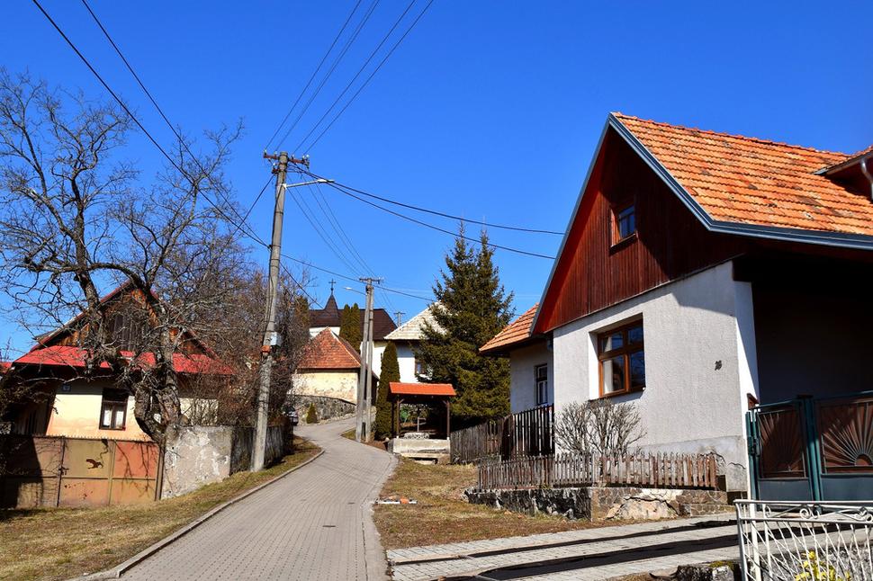 uličkami obce