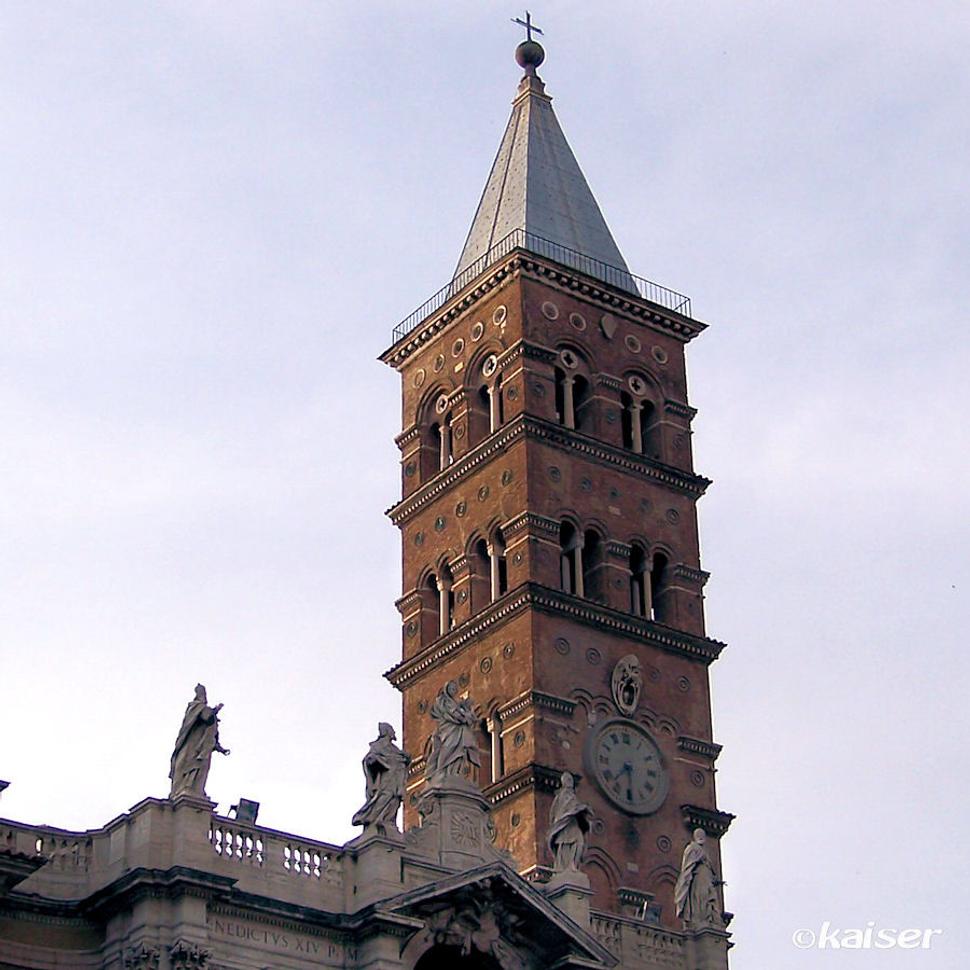 Veža baziliky Santa Maria Maggiore.