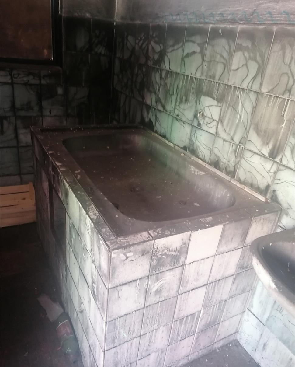 Ale čo je toto? (na vaňu plytké. A vaňa v škole?)