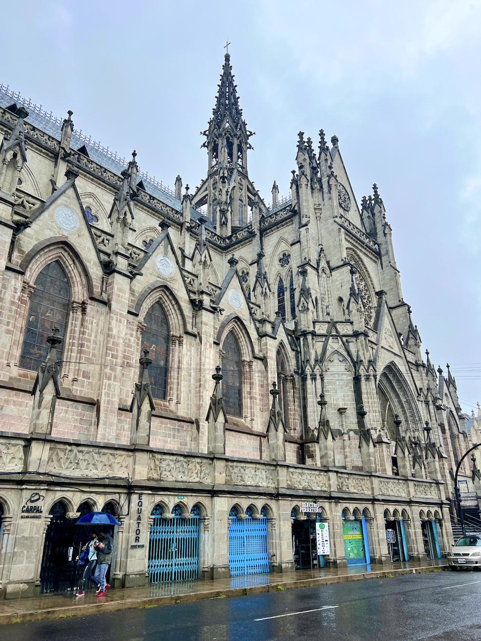 Basílica del Voto Nacional.