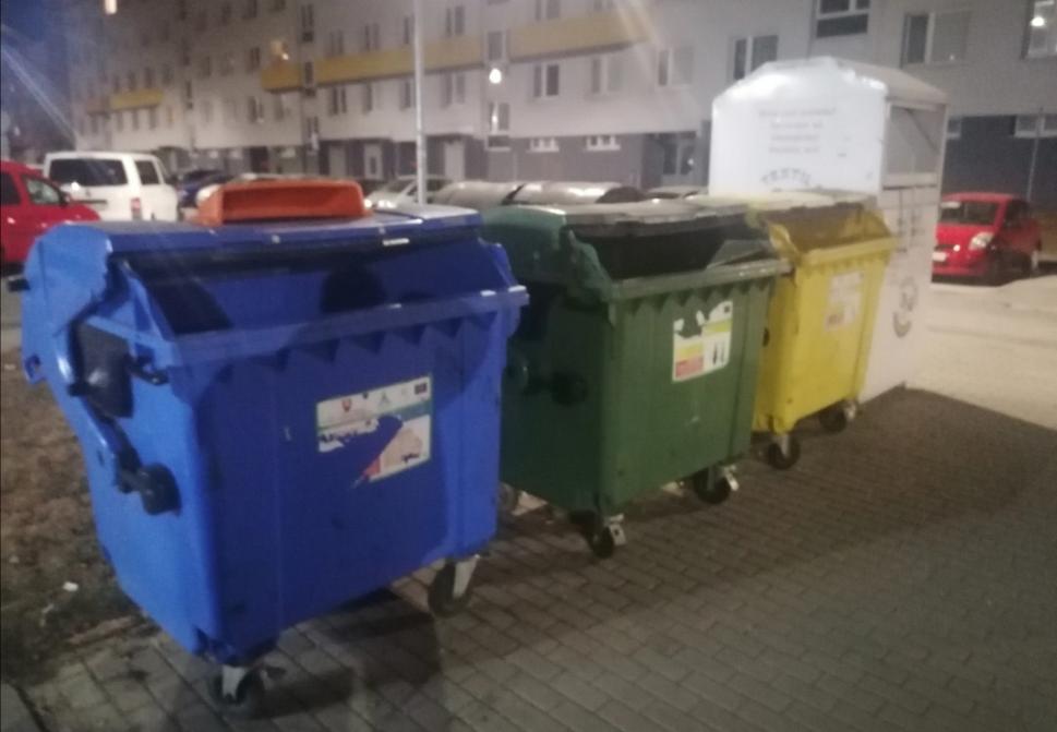 všetky tri farby pekne pohromade