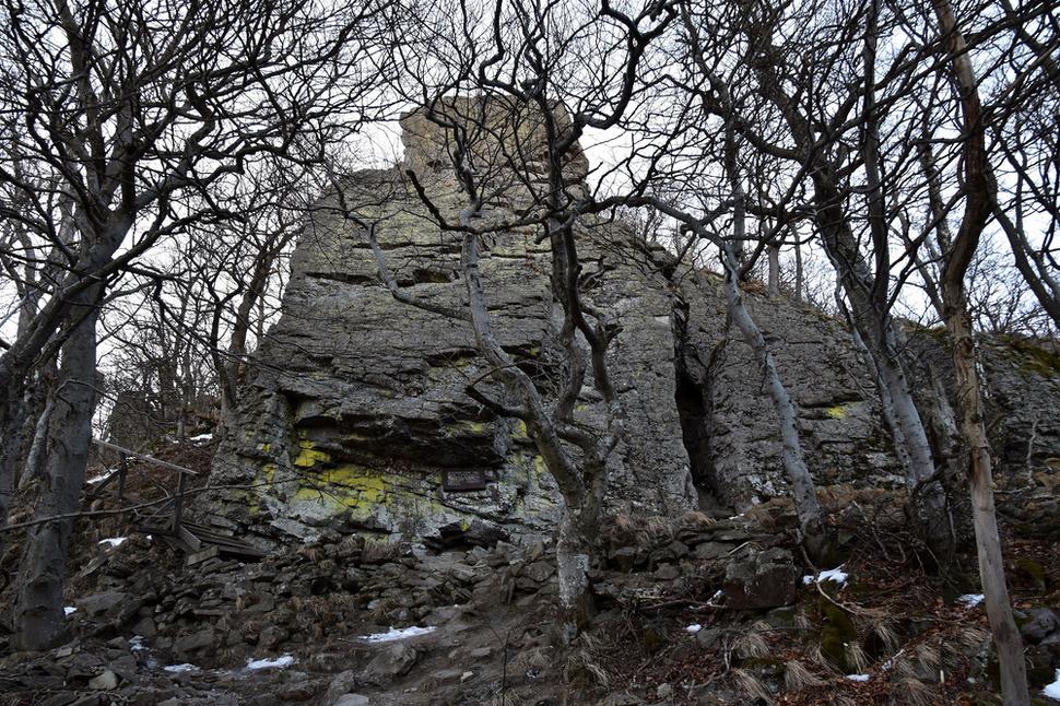 andezitové bralá Sitna