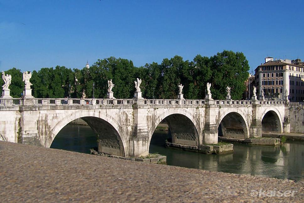 Ponte Sant Angelo.